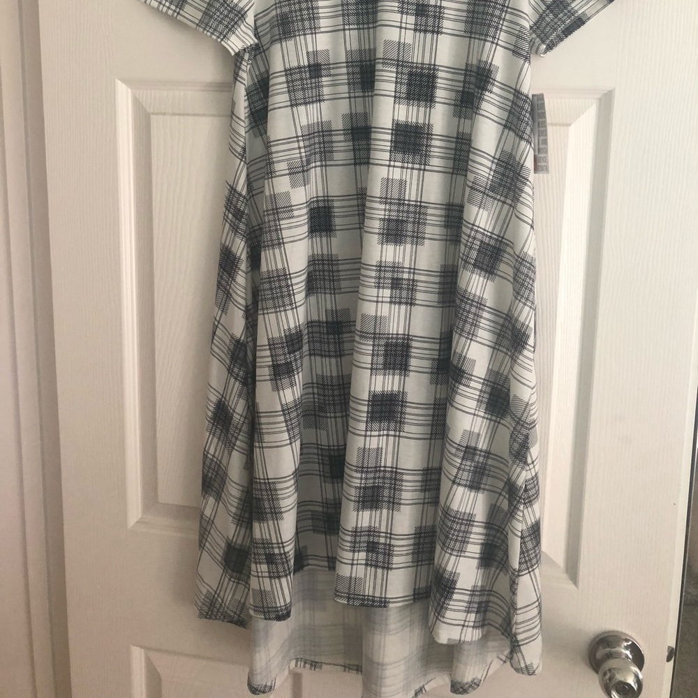 XS Lularoe Carly dress - Picture 2 of 4